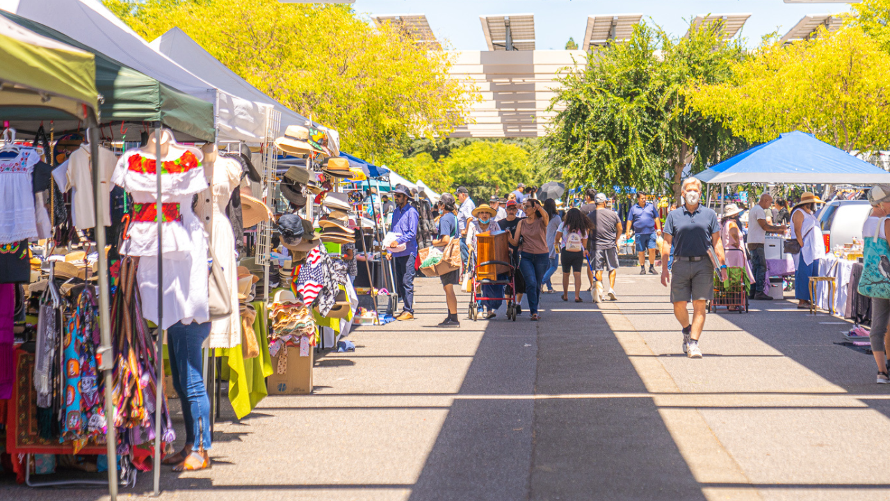Flea Market Flea Market